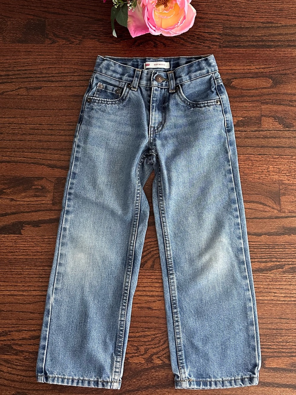 Levi’s 505 Regular jeans, size 6
